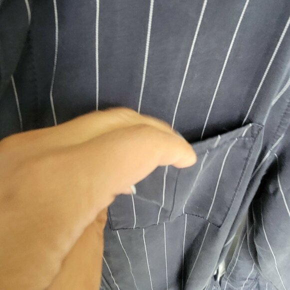 🤩Womens Roll-Sleeve Shirt Dress S Velvet Heart Stripe Gray White button front🤩 - Picture 9 of 9